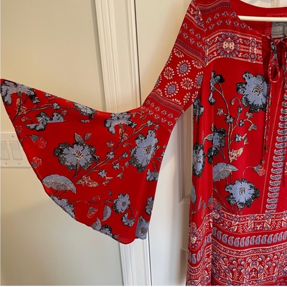 Anthropologie Dress Vanessa Virginia Red Bell Sleeve Bohemian Size 6 - Picture 4 of 4